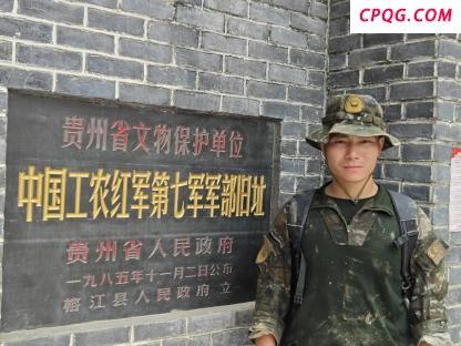 休假战士紧急奔赴抗洪抢险救援现场 践行休假不休战