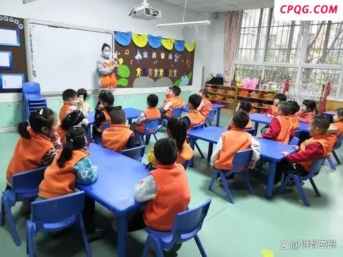 幼儿园招聘老师工资引发争议 幼教薪资困境浮出水面