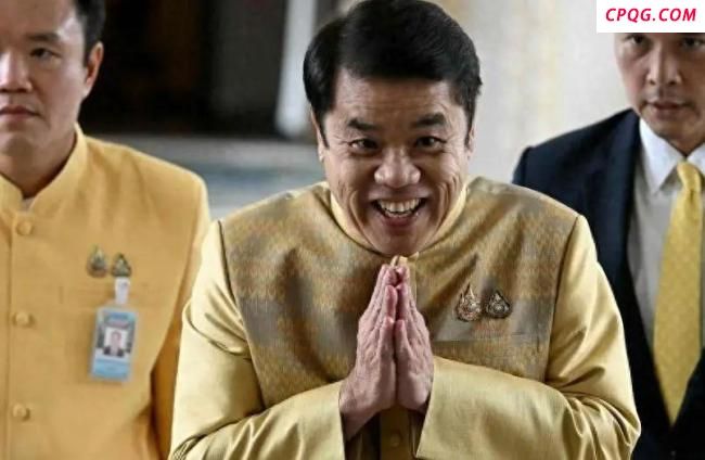 佩通坦被停职后泰国政坛有何变化