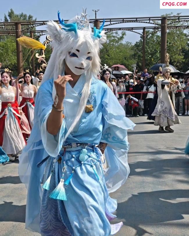 万岁山蓝狐狸被曝出轨
