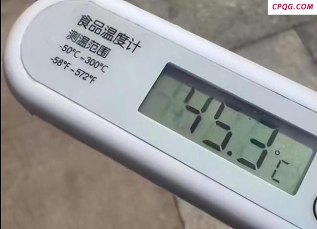 高校学生热晕送医 附近民宿酒店爆满