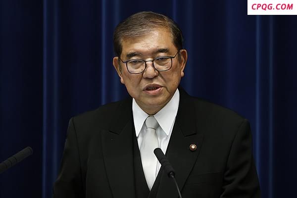 日本首相称不会在日美贸易谈判中轻易妥协