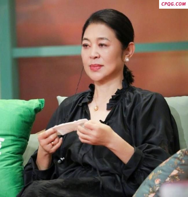 66岁倪萍回应整容传闻：就是老了，精神不老