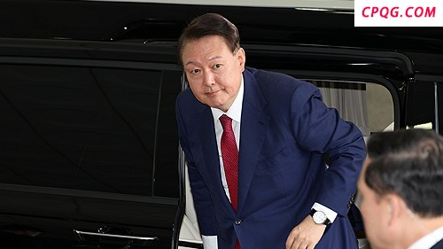 韩国前总统尹锡悦抵达法院 出席拘留令必要性审查