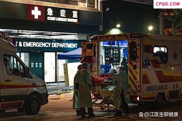 面对高温老人为何不愿开空调