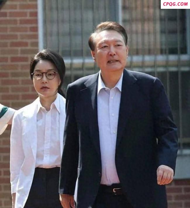 博主：尹锡悦可能再也放不出来了 情绪崩溃当众落泪