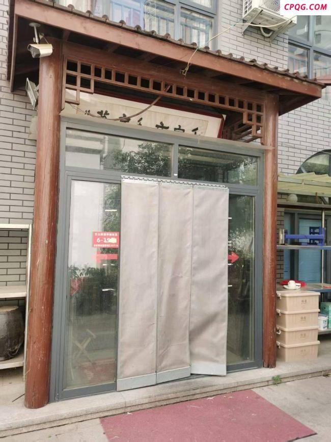 小饭店老板随手拍视频引45万处罚 发视频成“违法广告”