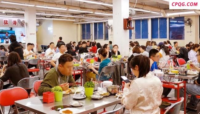 又一小火锅火出圈：主打海鲜 5元/盘