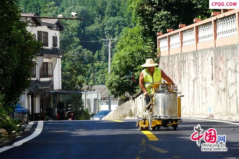 张家界武陵源：老旧小区改造让幸福“原地升级”