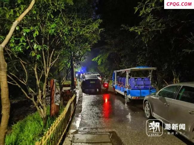 暴雨致杭州九溪多人滞留 消防救援 紧急转移进行中