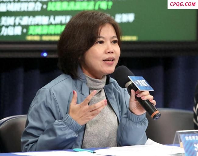 蓝议员批民进党施政全面停摆