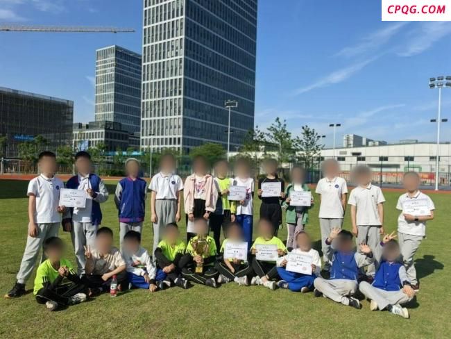 杭州一小学多名学生流鼻血 当地回应 成立专班全面调查