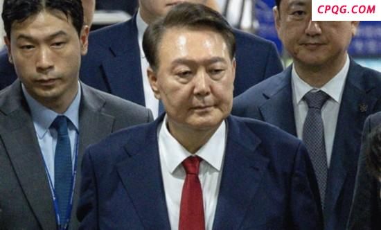 韩内乱特检组对多部门进行扣押搜查