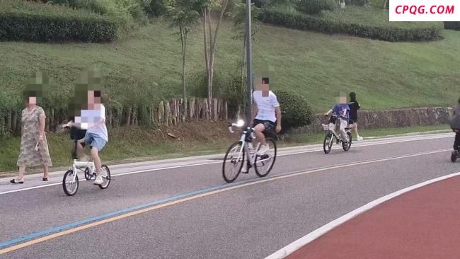多方回应一公园夜骑事故频发 管理与秩序待加强