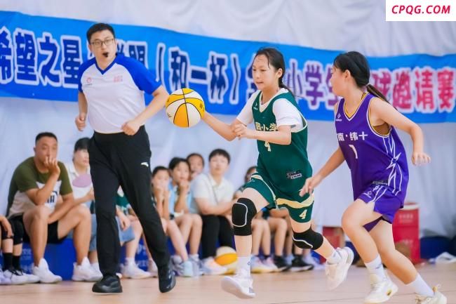 中国小学生篮球联赛：天鹅湖小学vs库尔勒八小 篮球盛宴点燃夏日激情