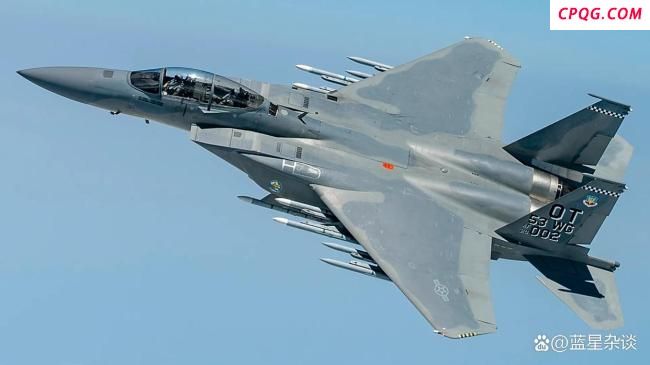 专家谈美军F-15EX战斗机飞抵日本 东亚空中力量对比引发热议