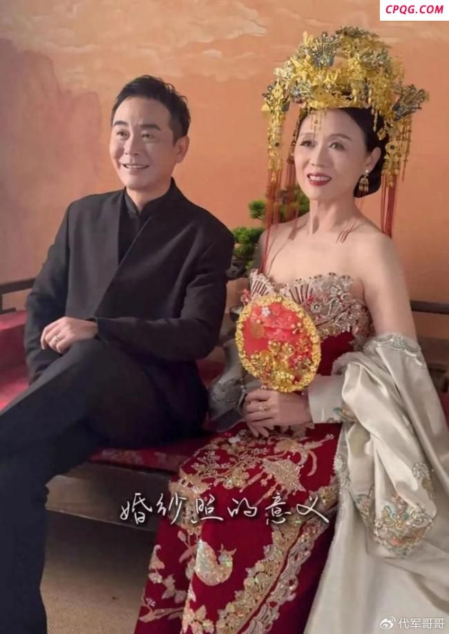 63岁艺术家吴琼和48岁老公拍婚纱照