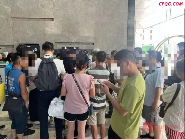 有百余家连锁的靓家居突然停业