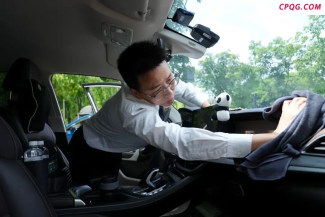 成都将全面提升打车体验 专项行动整治突出问题