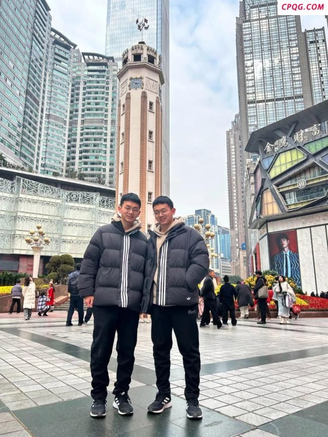 双胞胎同分同校同专业 缘分妙不可言