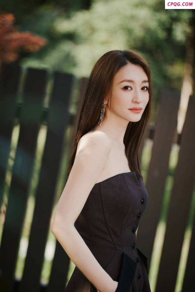 李小冉回怼网友：我就是情商好低