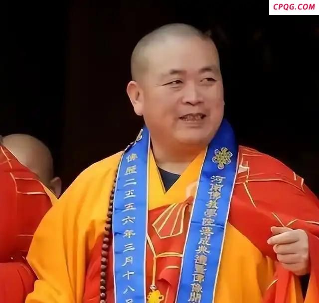 释永信到少林寺已44年 任方丈26年 古刹商业化迷局