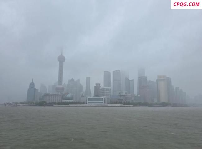 台风“急”与“慢”哪个更难缠 各有风险需谨慎对待