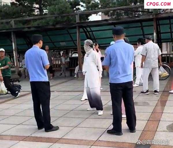 女子报警硬刚清晨5点广场舞 扰民争议再起