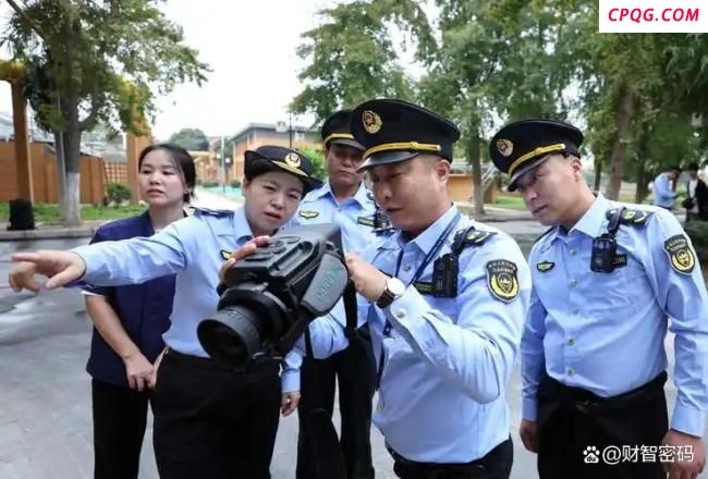 媒体：亮证逼迫让路背后是特权思维 权力滥用阴影再现