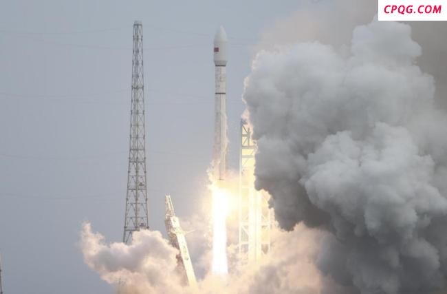 我国成功发射卫星互联网低轨卫星 商业航天再创佳绩
