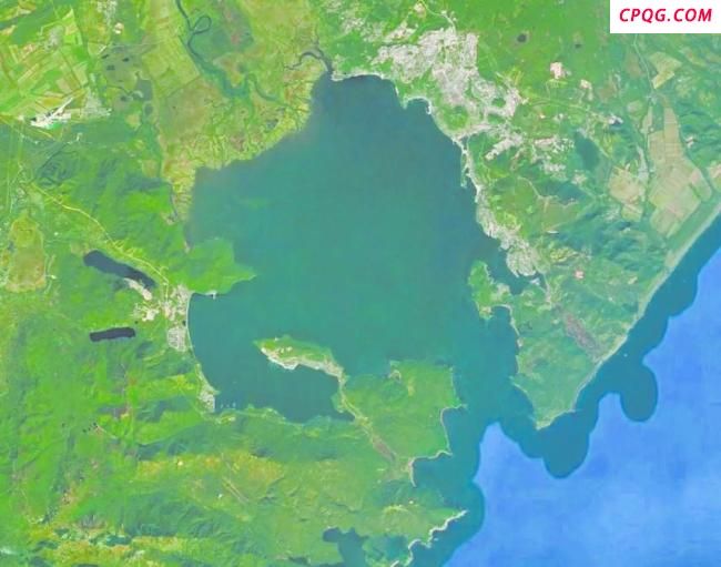 外媒：俄核潜艇基地受损 西方猜测不断