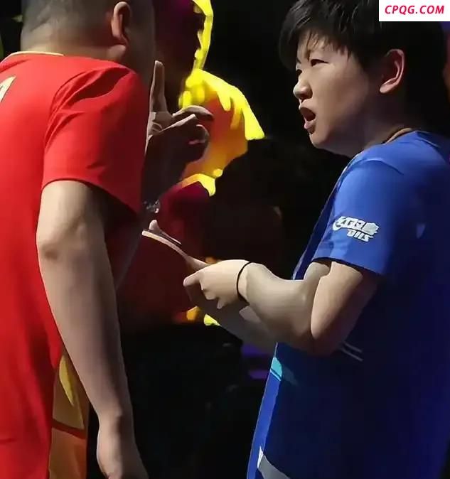 孙颖莎针对桥本帆乃香练习攻削对抗 破解削球魔术
