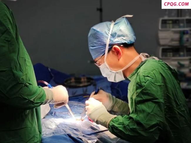 男子按摩后突发脑梗险丧命 不当按摩暗藏危机