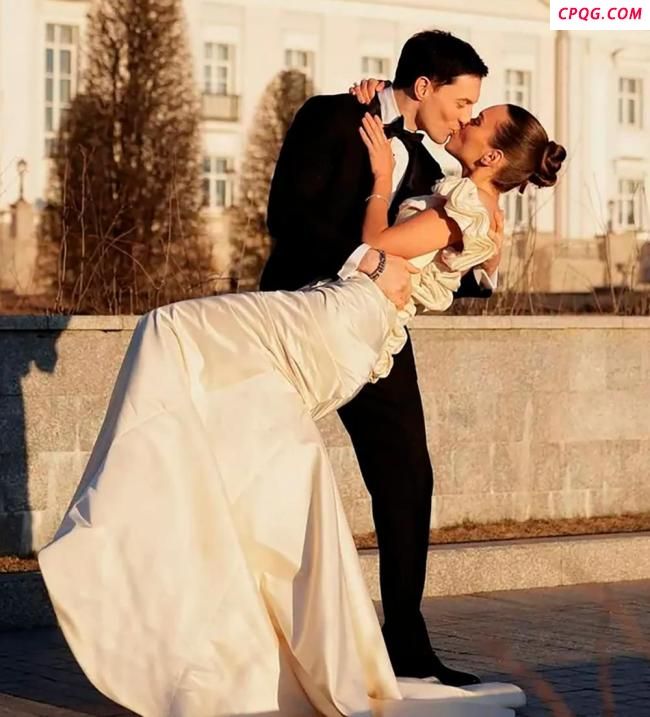 俄罗斯30岁环球小姐因车祸离世 3月底才结婚 新婚五周悲剧发生