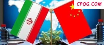 泰国被解职总理佩通坦称认可判决 即日起解除职务
