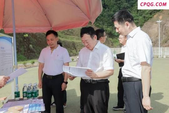 “蹲”出责任担当，“点”亮美丽湖南(图)