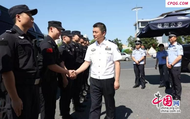 益阳：虽已立秋却晴热高温 史尚篪开展慰问