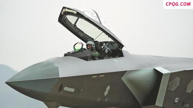 九三阅兵在即，歼-20S升级 定义未来空战节拍器