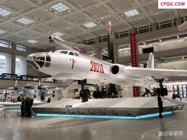 走进中国军博馆看国之重器 镇馆三宝见证历史