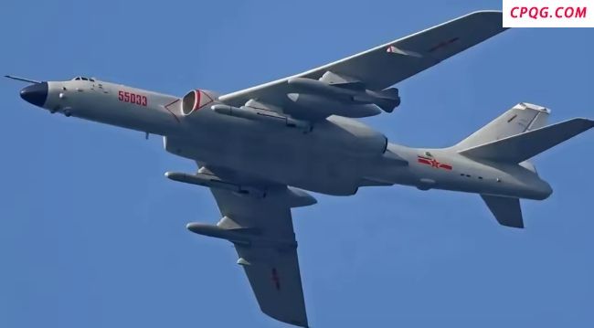 轰炸机梯队压迫感拉满 轰6N等集体亮相