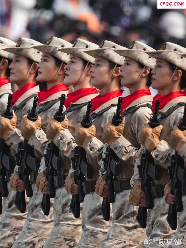 超燃阅兵壁纸！新华社又出图啦 致敬最可爱的人
