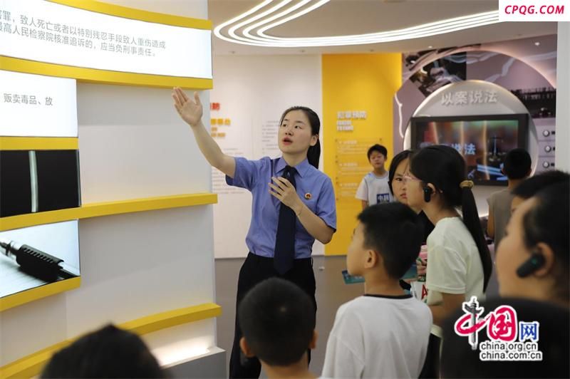 湖南慈利：乡村娃的一次“法治”之旅(图)
