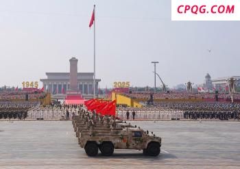 徒步方队中有位成都“05后” 少年立志报效祖国