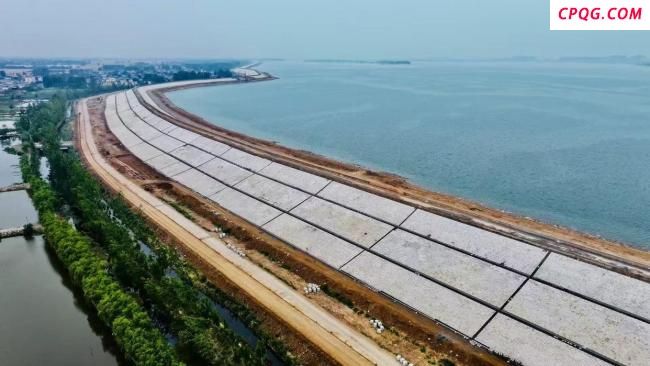 河南两座大型水库启动联合调度泄流