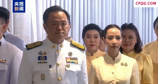 泰国国王批准阿努廷·参威拉军出任总理
