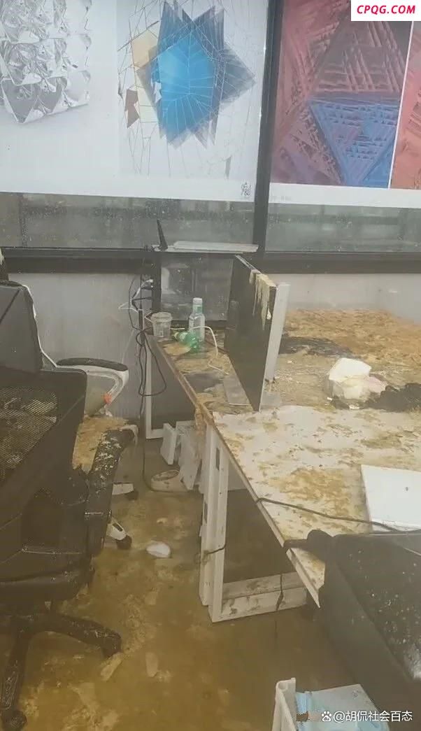 中国美院回应学生遭粪水淋头