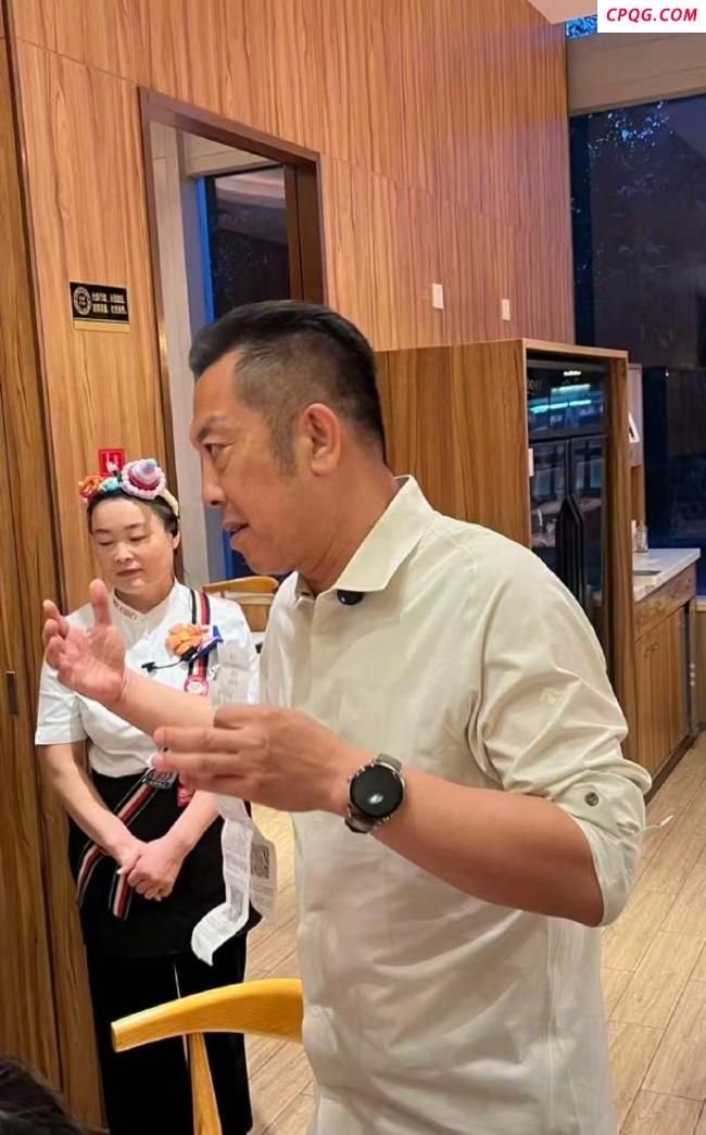 西贝创始人贾国龙称将起诉罗永浩 坚决维护品牌名誉