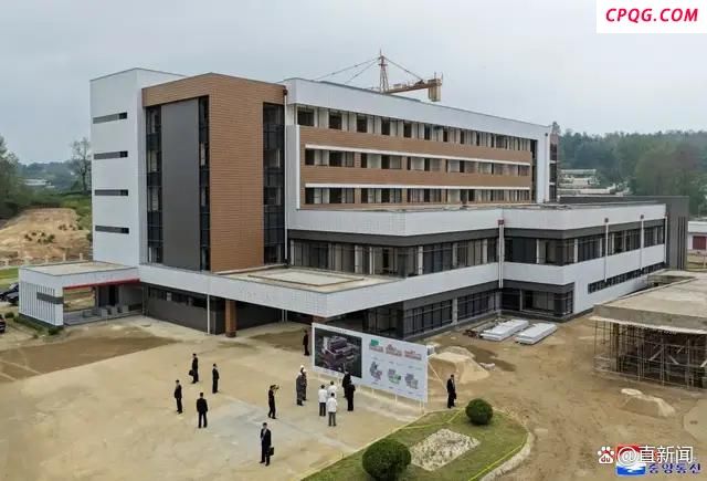 朝中社一天发布三条金正恩动态 聚焦民生与国防