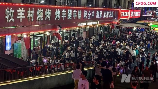 再访淄博：网红喧嚣过后的万亿雄心 从“烤”场到产业引擎