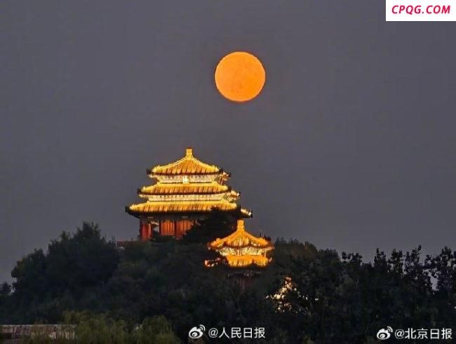 十六的月亮圆了